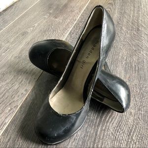 Madden Girl black leather heels